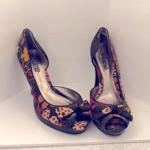 Boho Vibe, Unlisted A Kenneth Cole Production Heels! What’s not to love?